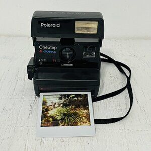 Vtg Polaroid One Step Close Up 600 Instant Film Camera With Strap TESTED WORKS